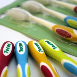 Integrated Oral Care IOC Teen Toothbrush